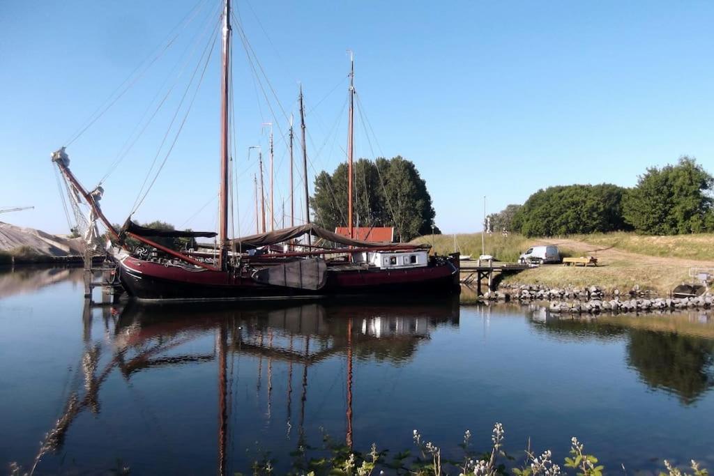 Comfortabel Vakantiehuis Aan Zee En Meer ! Kamperland Exteriör bild