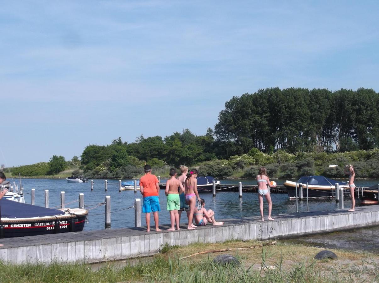 Comfortabel Vakantiehuis Aan Zee En Meer ! Kamperland Exteriör bild