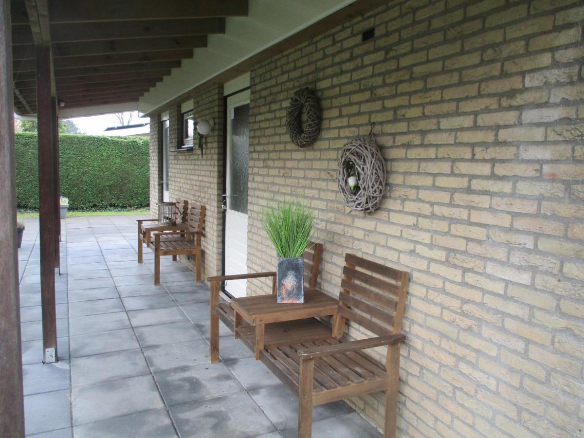 Comfortabel Vakantiehuis Aan Zee En Meer ! Kamperland Exteriör bild